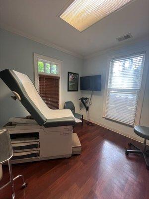 Peachtree Immediate Care - Brookhaven exam room