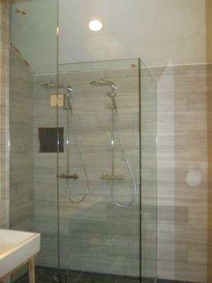 3 Panel European Shower Enclosure. Beautiful!