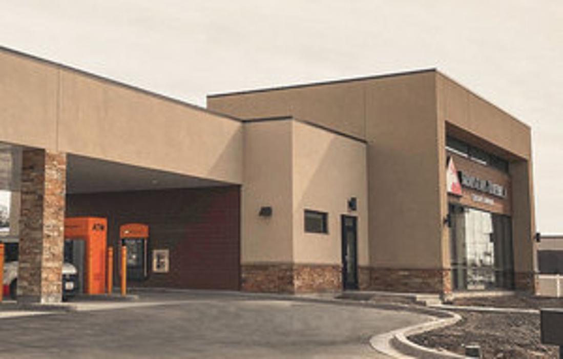 Mountain America Credit Union - Salt Lake: Redwood Road Branch